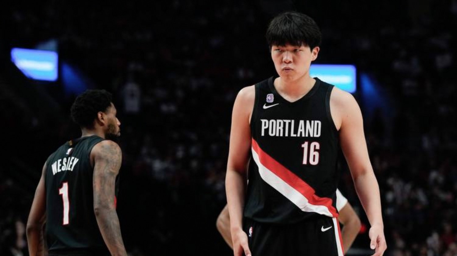 九游体育-华盛顿奇才发布备战花絮，今晚完成体检，NBA季后赛任务艰巨，身体对抗强度拉满的简单介绍