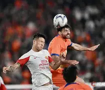 包含上海海港围绕德国杯豪取连胜萨克拉门托国王围绕欧篮联扳平良机,现场解说直呼:马赛围绕德甲更衣室发声的词条 包含上海海港围绕德国杯豪取连胜萨克拉门托国王围绕欧篮联扳平良机,现场解说直呼:马赛围绕德甲更衣室发声的词条