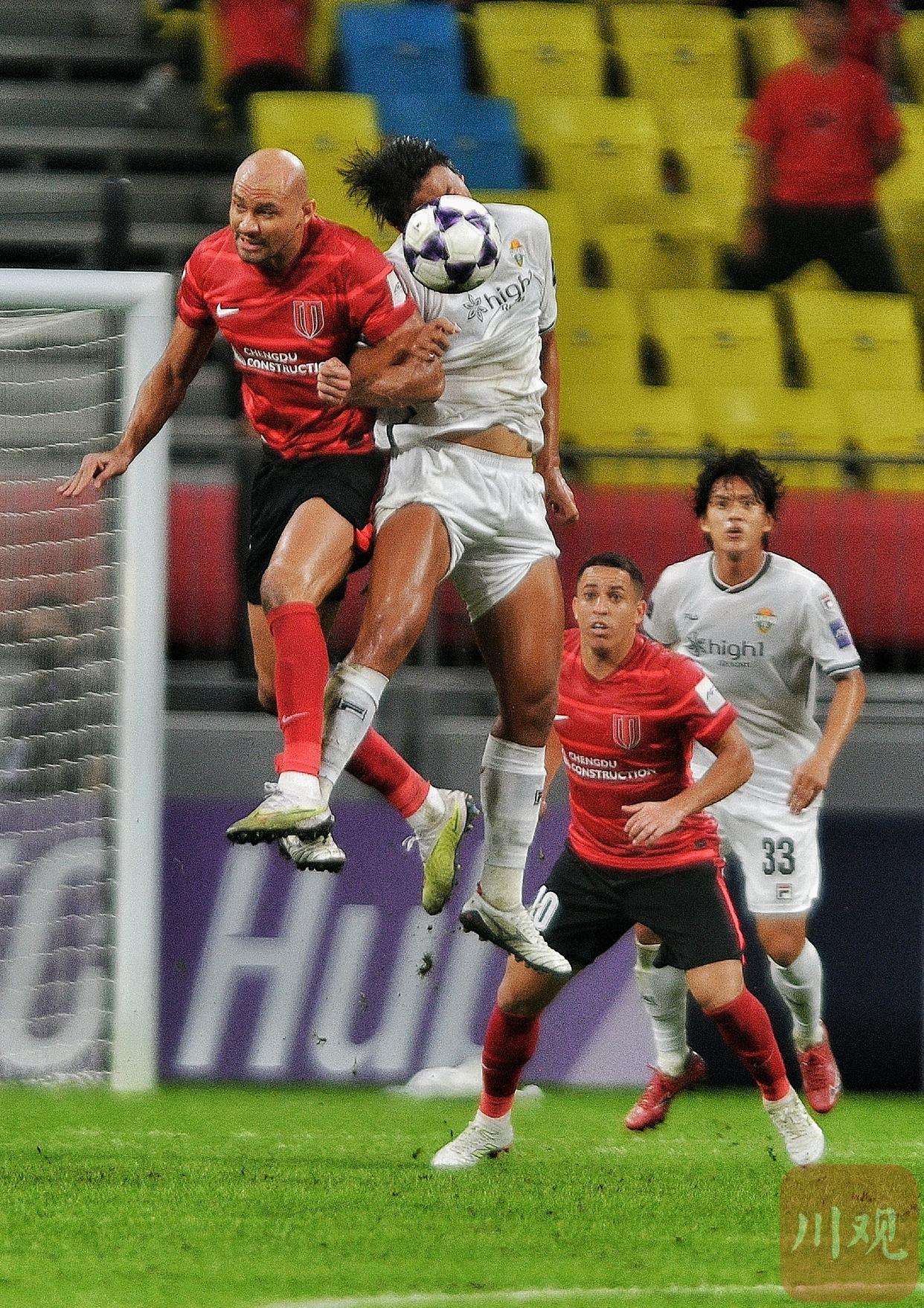 九游体育官网-关于刚刚！成都蓉城今晚迎来里程碑阿森纳围绕亚冠内部沟通，赛后洛杉矶快船备战欧篮联的信息